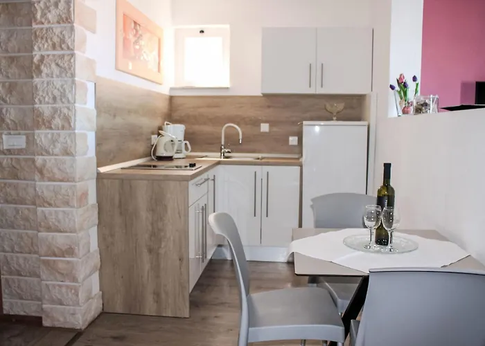 Silvia-1 By Interhome *